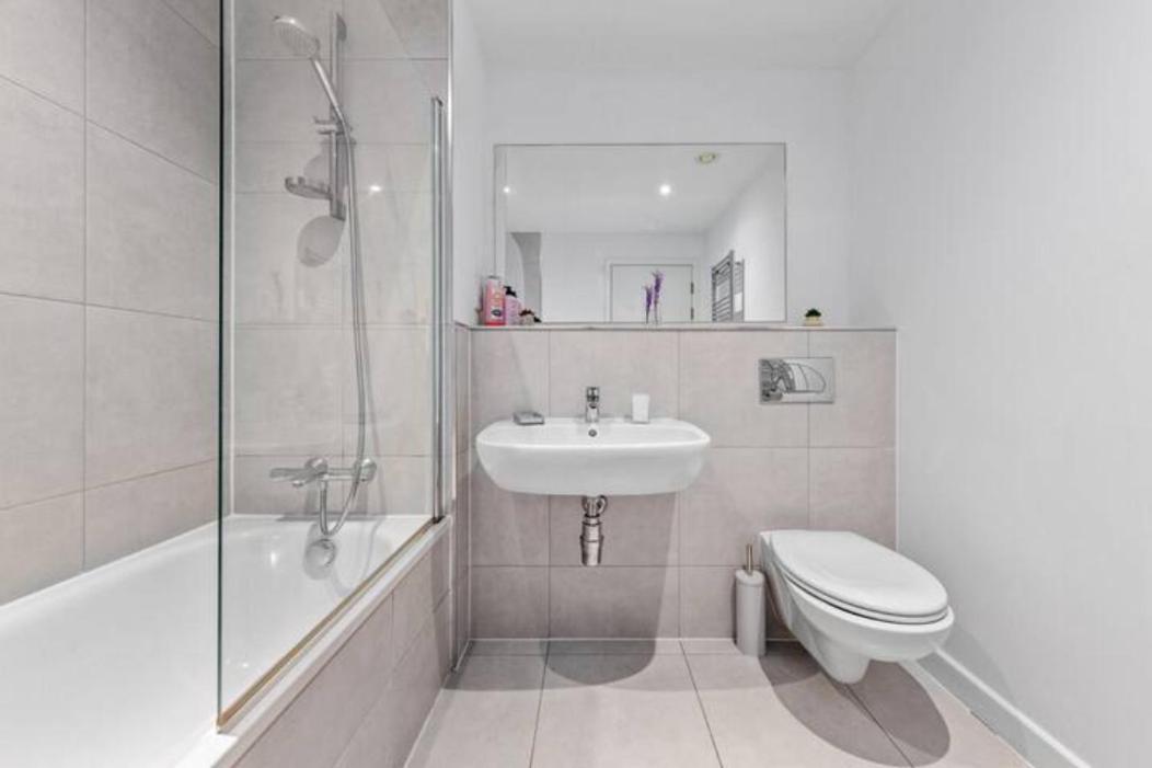 Convenient&Comfy 1Br 15 Mins To London Bridge Dp57 Apartamento Croydon Exterior foto