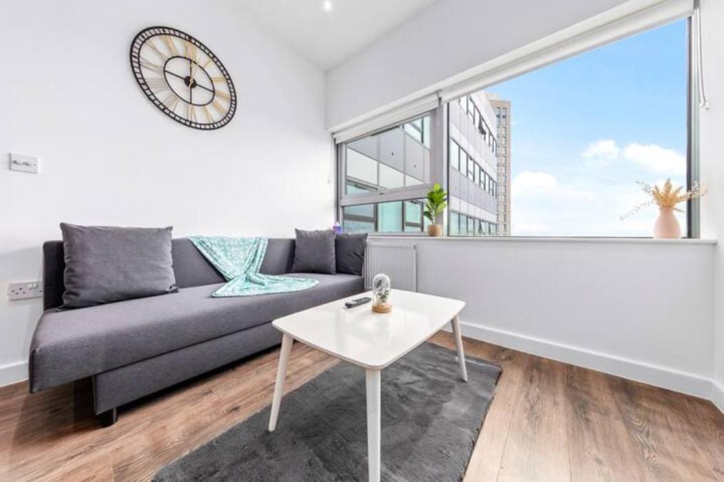 Convenient&Comfy 1Br 15 Mins To London Bridge Dp57 Apartamento Croydon Exterior foto